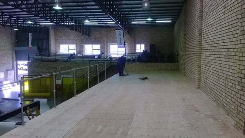 >Structural Mezzanine in Soweto (1)